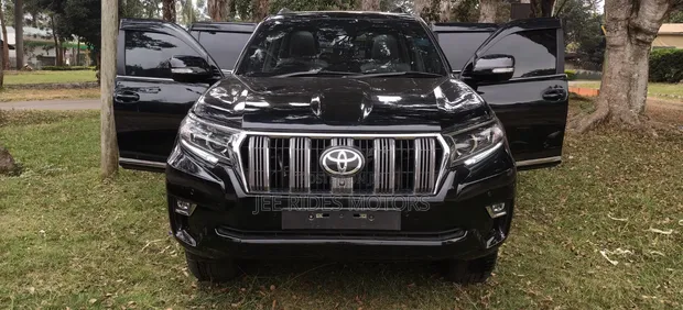 Toyota Land Cruiser Prado TXL 2.8 2019 Black - 1
