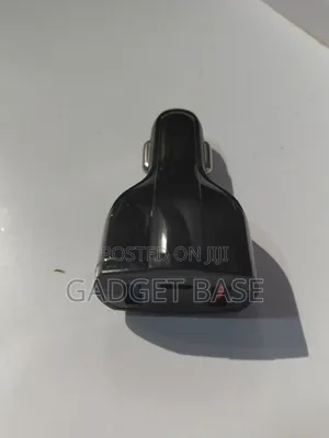 3-Port Fast Charging Car Charger – USB-A & USB-C
