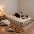 Queen Airbed ya Kujipuliza na Pampu & Mito - 1