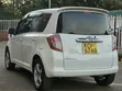 Toyota Ractis 1.5 FWD 2011 Silver - 3
