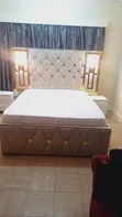 Executive Luxury Bed Set with Ambient Lights - 1