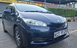 Toyota Wish 2011 Bluu