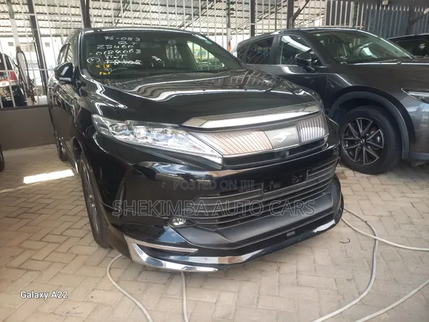 Toyota Harrier 2.0 SUV 2020 Nyeusi - 1