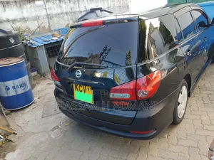 Nissan Advan 2012 Black