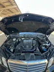 Mercedes-Benz E250 2011 Nyeusi - 3