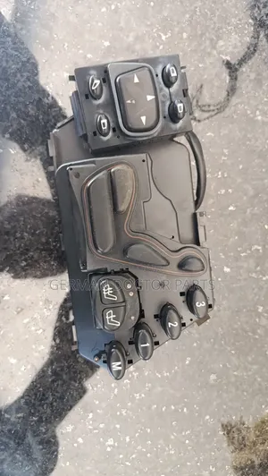 Mercedes-Benz W220/C215 Door Module