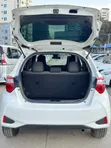 Toyota Vitz 2018 White - 3
