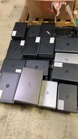 HP EliteBook 840 G3 Laptop - 8GB RAM, 250GB SSD+HDD - 3