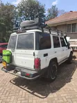 Toyota Land Cruiser 2011 White - 4