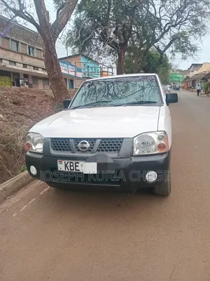 Nissan Hardbody NP300 2007 Nyeupe
