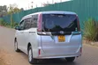 Toyota Noah 2018 Silver - 2