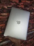 Apple MacBook Air 13" Intel Core i5 4GB RAM 128GB SSD - 2