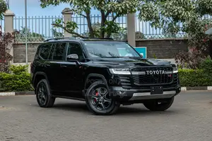 Toyota Land Cruiser LC300 GR Edition 2023 Nyeusi