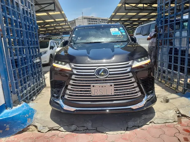 Lexus LX 600 2024 Gray - 1