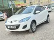 Mazda Demio 2013 Nyeupe - 1