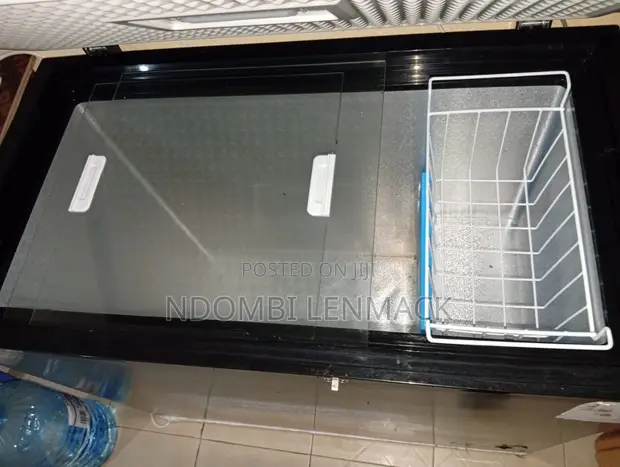 Vision Plus Freezer ya Kifua 200L - 1