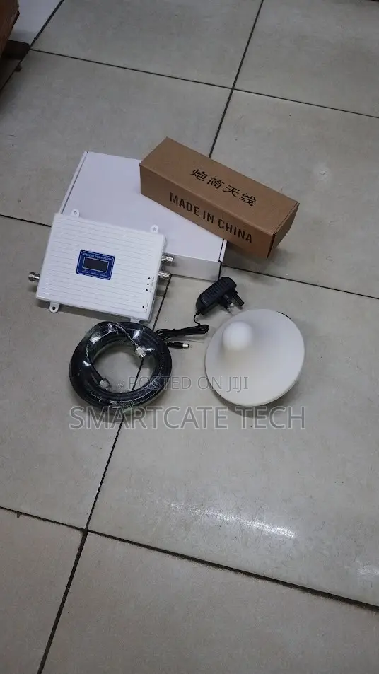 Kisambazaji Mawimbi Simu 2G/3G/4G - Triband Repeater - 1
