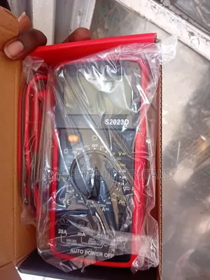 Digital Multimeter AC/DC Voltage Auto Tester