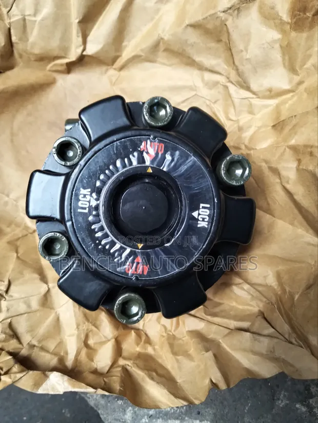 Free Hub for Toyota Land Cruiser 79 - 1