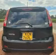 Nissan Note 2010 Nyeusi - 2