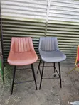 Kiti cha Jikoni cha Rangi ya Kahawia chenye Mtindo - 2