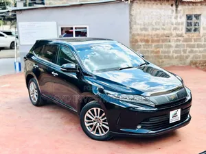 Toyota Harrier 2.0 2020 Nyeusi