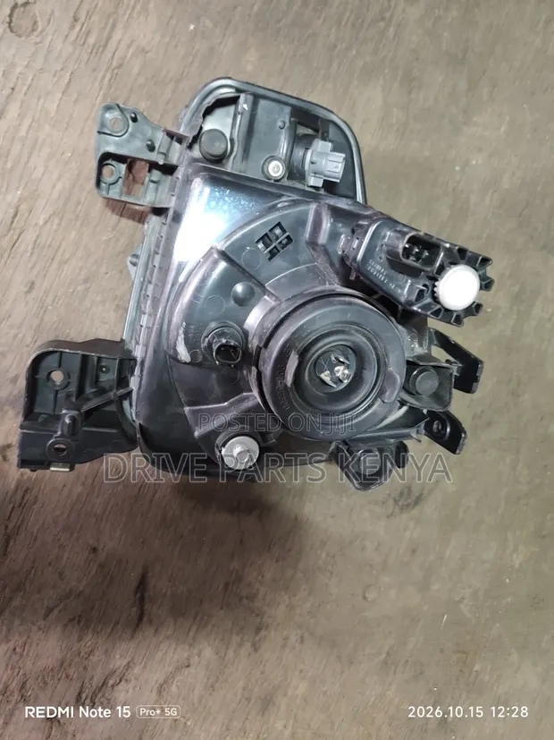 Suzuki Alto 2017 Headlight - 1
