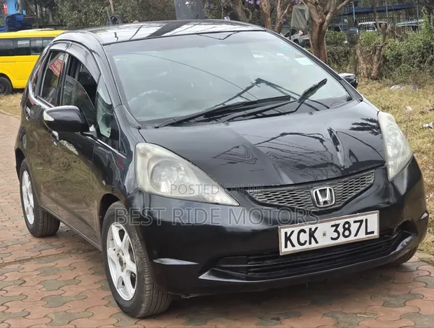 Honda Fit 2010 Black - 1