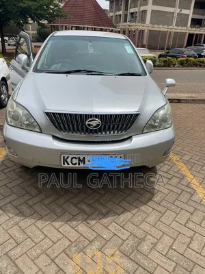 Toyota Harrier 2010 Nyeupe