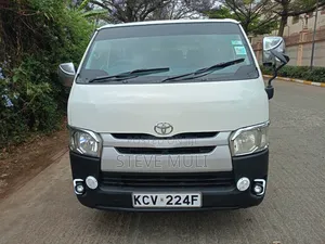 Toyota HiAce 2013 DX 3000cc Dizeli Otomatiki