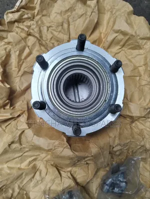 Nissan NP300 Hardbody Free Hub