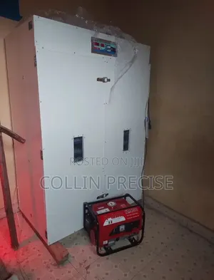 2112 Incubator ya Mayai na Jenereta ya Akiba Bure