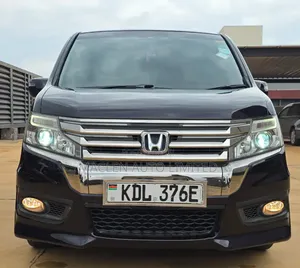 Honda Stepwgn Spada 2015 Zambarau