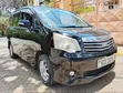Toyota Noah 2013 Black - 2