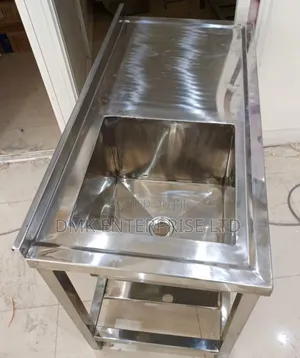 Sink Moja ya Biashara Mpya na Eneo la Kufanyia Kazi
