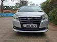 Toyota Noah 2.0 FWD (8 Seater) 2015 Silver - 1