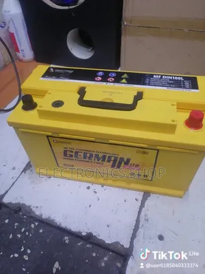 German DIN 100 12V 100Ah Automotive Car Battery