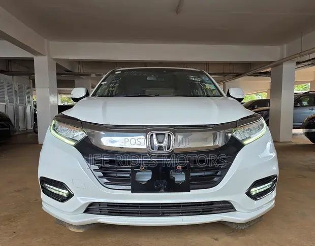 Honda Vezel 1.5 2WD 2019 Nyeupe - 1