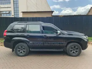 Toyota Land Cruiser Prado 2006 Nyeusi