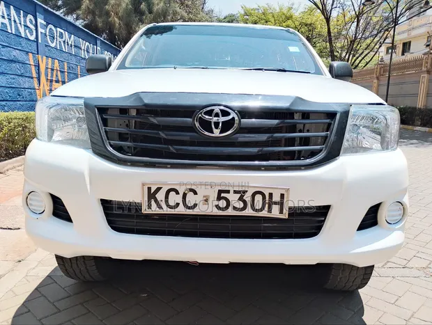 Toyota Hilux Double Cab 2015 - 1