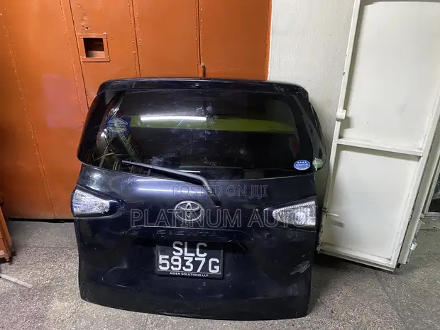 Used Toyota Sienta Boot - 2015 - 1