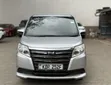Toyota Noah 2.0 FWD (8 Seater) 2017 Silver - 1