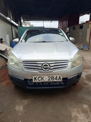 Nissan Dualis 2010 Nyeupe