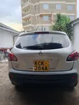 Nissan Dualis 2010 Nyeupe - 4