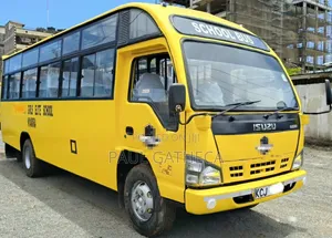 Isuzu NQR 2016 Basi la Shule