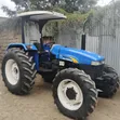Tractor New Holland TT75 4WD - 1