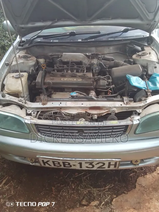 Toyota Corolla 2001 Silver - 1