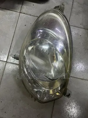 Toyota Passo 2012 Headlight
