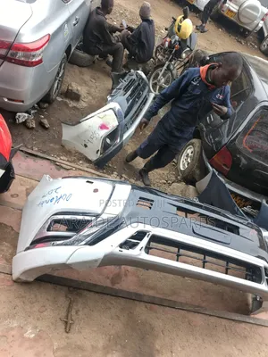 Bampa ya Mbele ya Mitsubishi Outlander 2018-2020