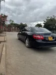Mercedes-Benz E250 2012 Black - 4